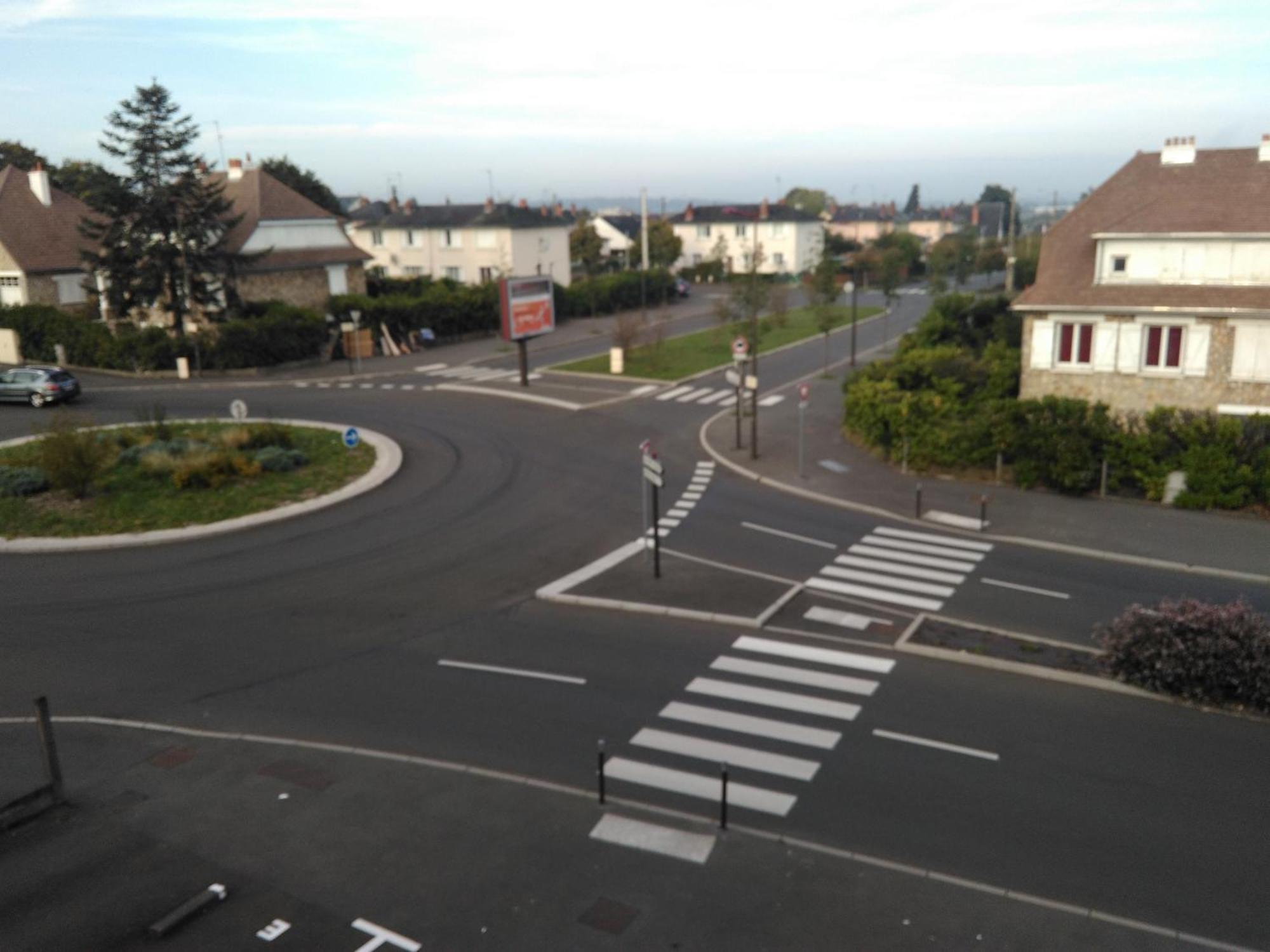 24 Fois Plus - Circuit Des 24 H A 10 Mn - 2 Chambres, 4 Personnes & Cuisine Le Mans Eksteriør billede